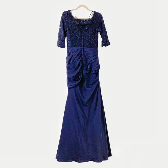 La Femme Navy Sequin Lace Bodice Mermaid Style Gown Off Shoulder Size 4 NWOT - Picture 5 of 13